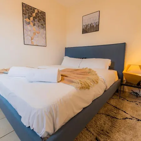 Cozy 1br In *